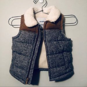 Old Navy Boy Sherpa Collar Quilted Vest 18-24